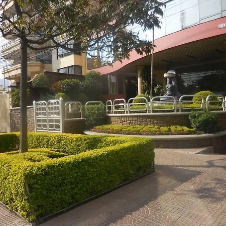 Apartamento, Comodo, En El Corazon De Cochabamba Exterior photo